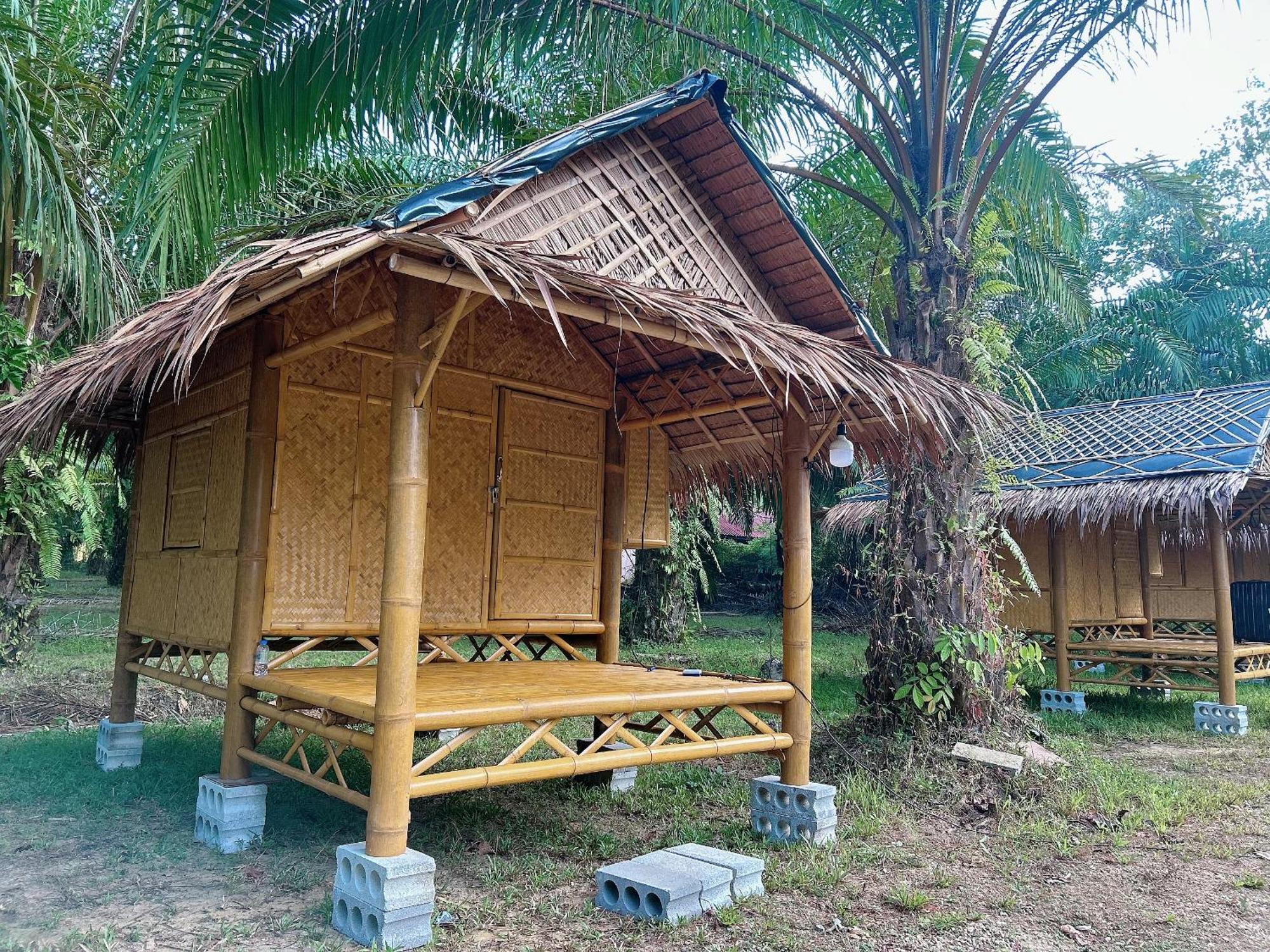 Hotel Khaosok August Freedom Camp Khao Sok National Park Exterior foto